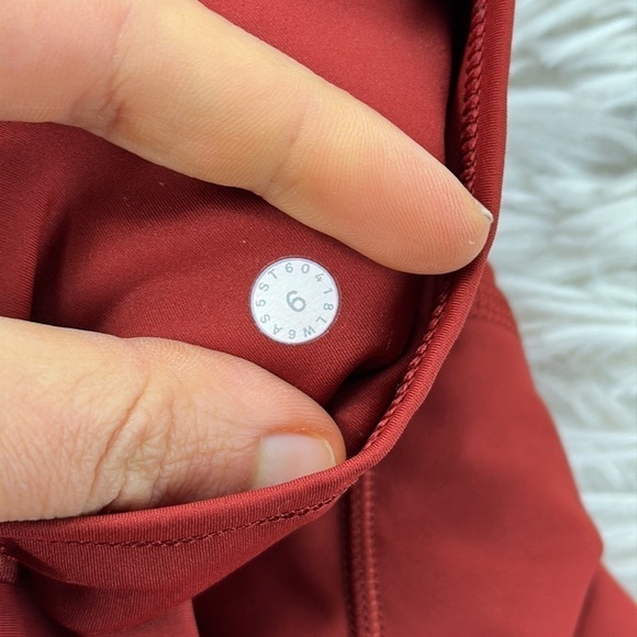 Lululemon Fast & Free Crop II *Nulux 19" Dark Sport Red - Picture 5 of 6
